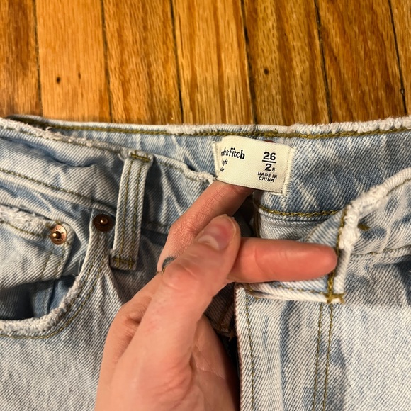 Abercrombie & Fitch 90s Straight Ultra High Rise - Picture 7 of 7